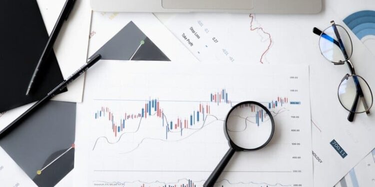 Wall Street cae un 2,7% y Bolsa de China aumenta un 2%