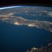 Observan 2 extrañas estructuras bajo la tierra