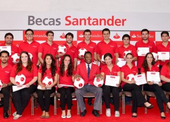 becas activas del grupo santander