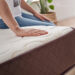 Tips para cuidar tus colchones de las manchas y el desgaste