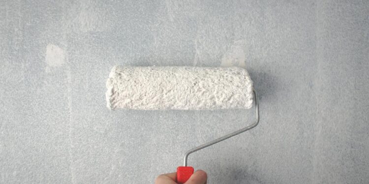 Redecora tu hogar: técnicas de pintura DIY para tus paredes